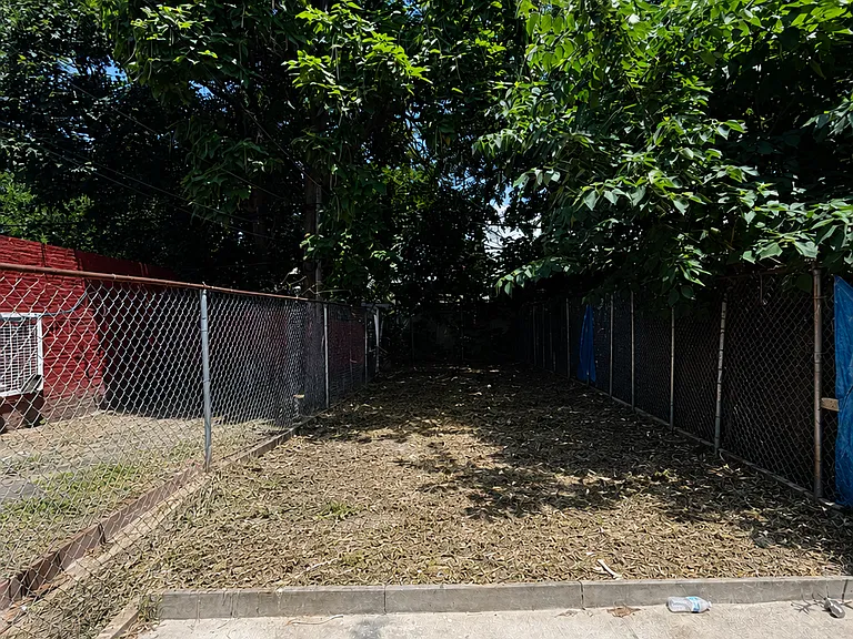 511 W Venango St #1 — Photo 11