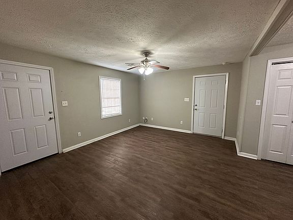 2nd image of 2517 Cypress St #D