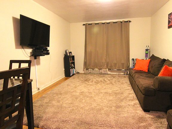 2nd image of 3520 Tryon Avenue #705