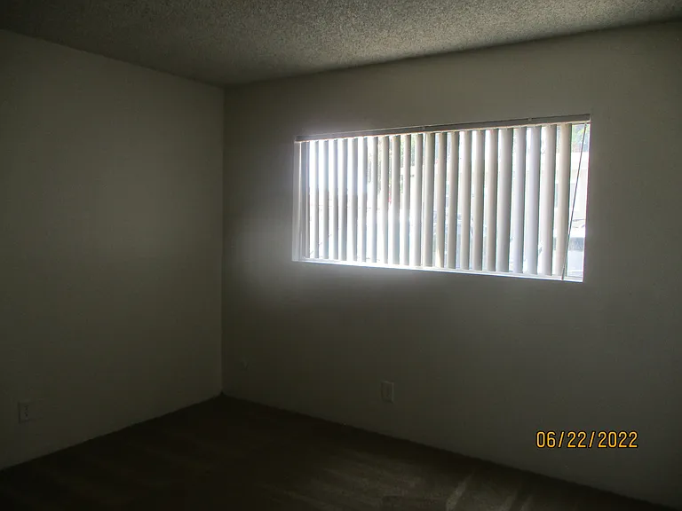 2114 Thomas Ave #2 — Photo 14