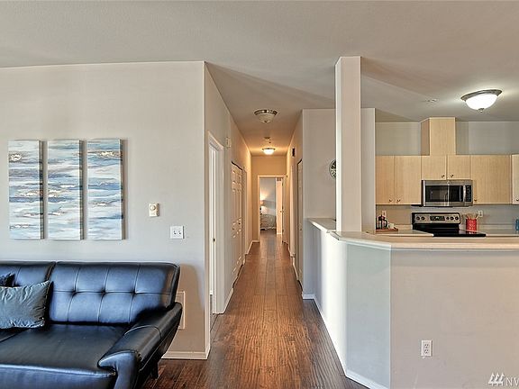 4th image of 14715 1st Ln NE Unit 101