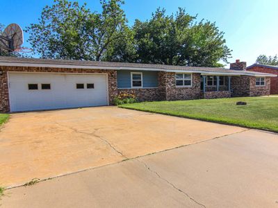 2011 Denfield Ln, Childress, TX, 79201