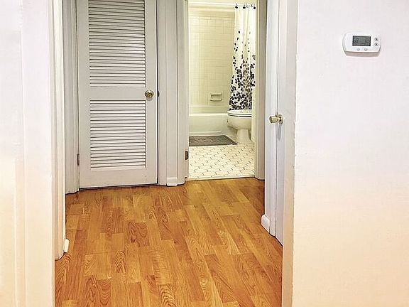 4th image of 143 Albemarle Dr