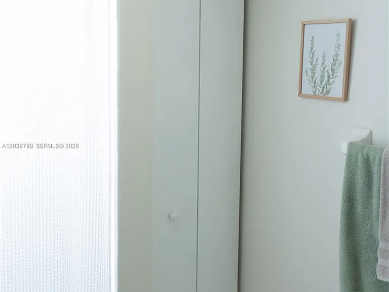 508 Gardens Dr #202 — Photo 12