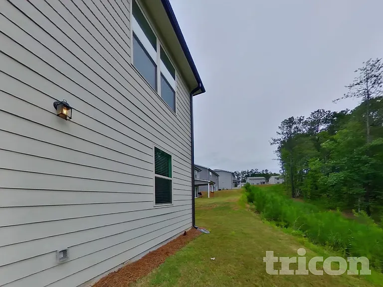 83 Leyland Ct — Photo 17
