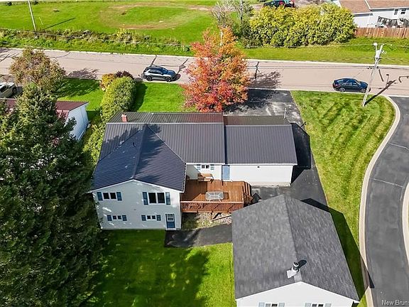 2nd image of 184 Branch St