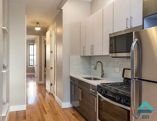 Rented by EXR | media 23