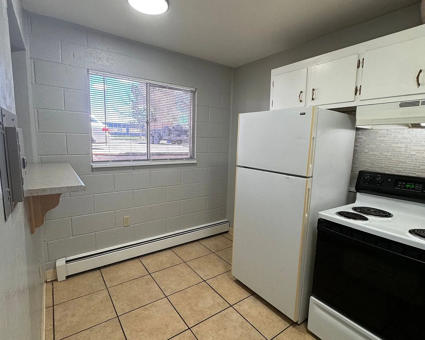 Parklane Apartments — Photo 4