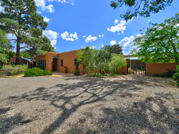 1511 Don Gaspar Ave, Santa Fe, NM 87505