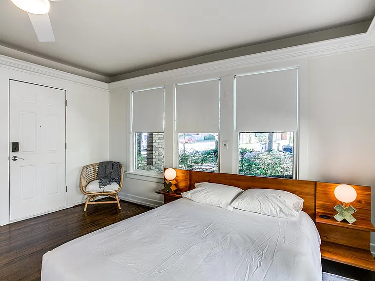 600 N Montclair Ave #C — Photo 13