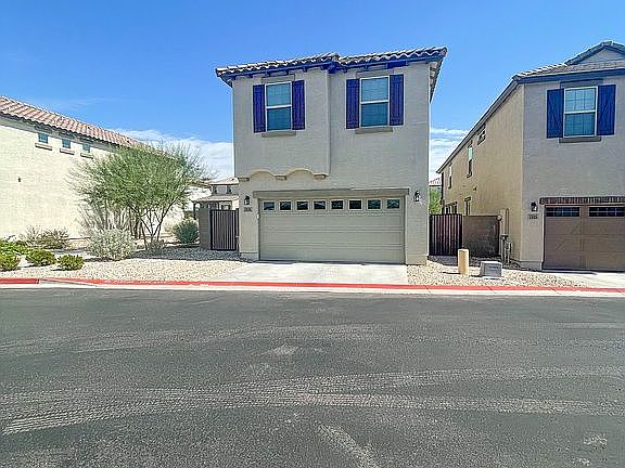 2nd image of 2939 N Augustine