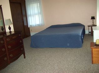 114 Floral St, Roselle, NJ 07203