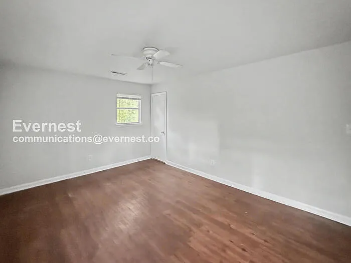248 Fox Glen Rd NW #B — Photo 9