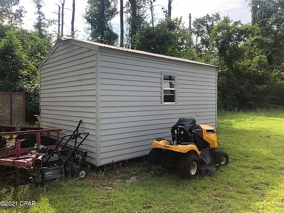 3rd image of 2960 Hillcrest Dr