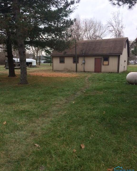 2nd image of 2106 N Reiman Rd