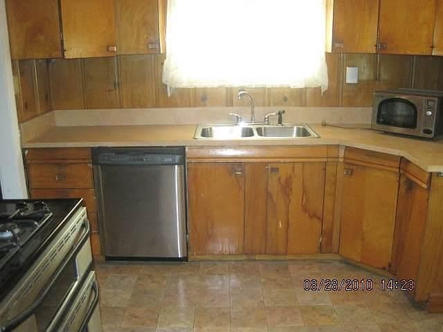 2nd image of 240 Teegarden Ave