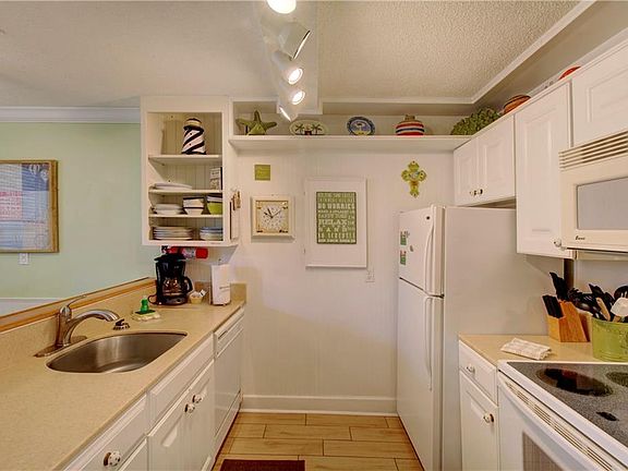 5th image of 1175 N Beachview Dr #330