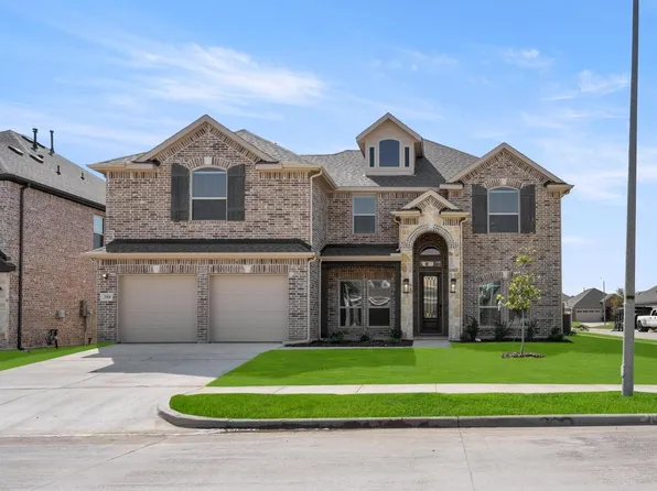 300 Tradd St, Red Oak, TX 75154