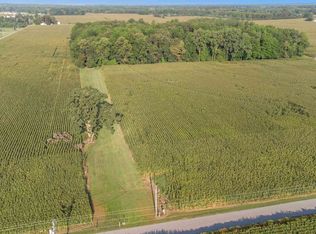 17991 Cedar Rd, Tippecanoe, IN 46570