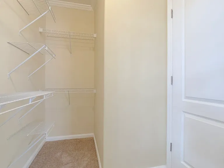 Keys Lake Villas — Photo 13