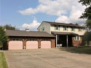 27 Kaufman Rd, Gibsonia, PA 15044