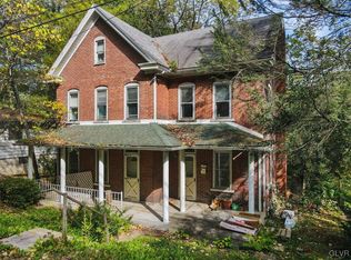 859 N 1st St, Lehighton, PA 18235