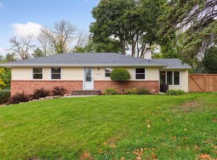 13416 Mayview Ter, Minnetonka, MN 55345