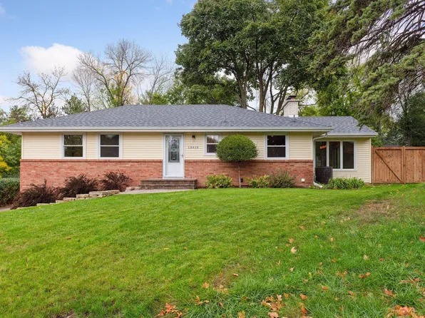 13416 Mayview Ter, Minnetonka, MN 55345