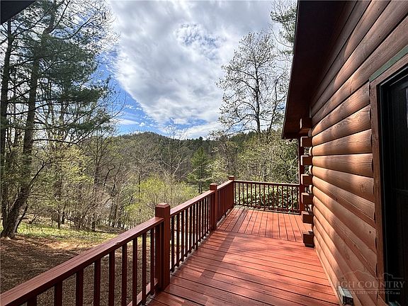 2nd image of 150 Turkey Ridge S
