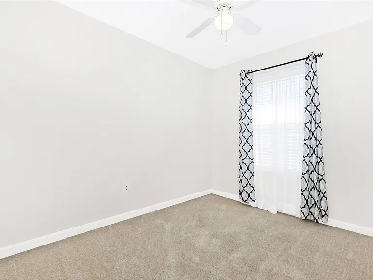 5621 Queen Anne Ct — Photo 27