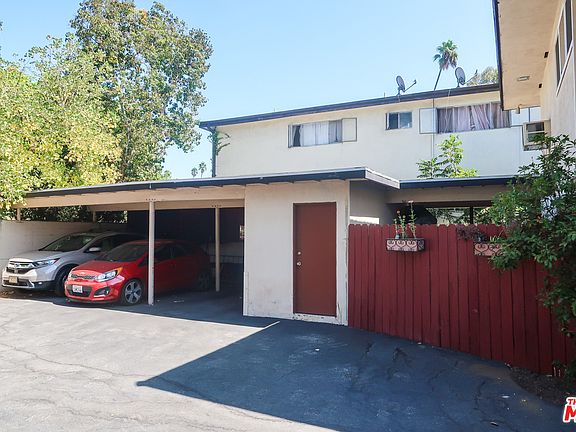 4th image of 1717 Huntington Dr