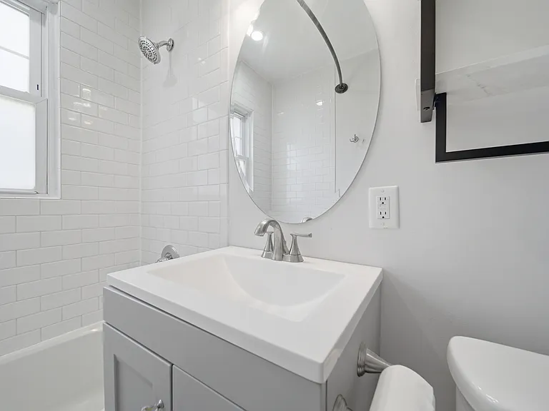 1240 S Birmingham Ave — Photo 23