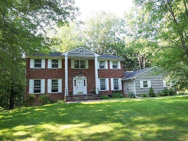 2nd image of 16 Perry Ct
