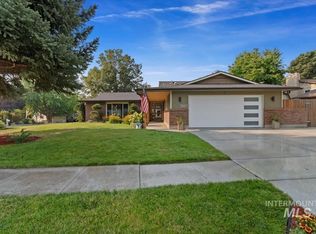 969 E Farrington Dr, Eagle, ID 83616