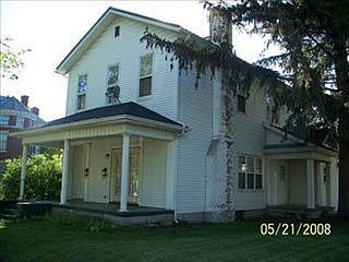 1st image of 238 E 3rd St