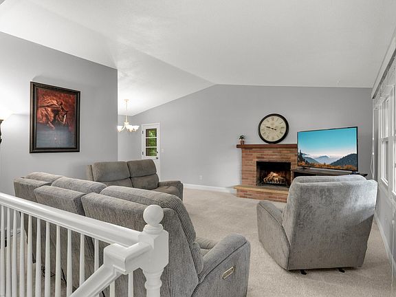 4th image of 1616 Circle Dr