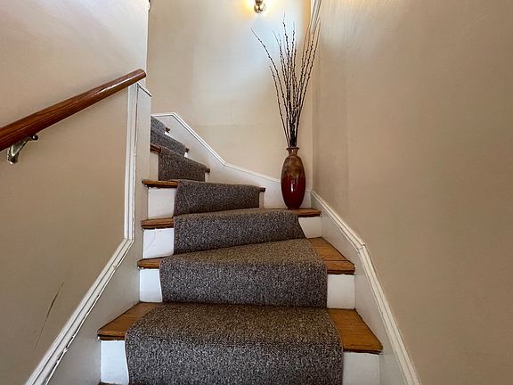 2nd image of 29 Springfield St Suite 29