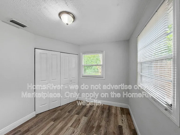 1455 Bethesda St — Photo 13