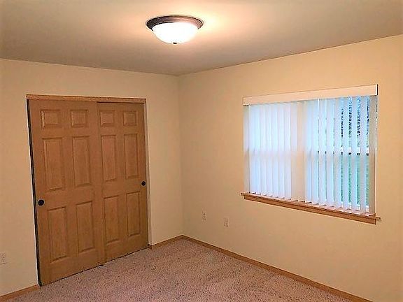 5th image of 2521 Parkfield Dr #53090