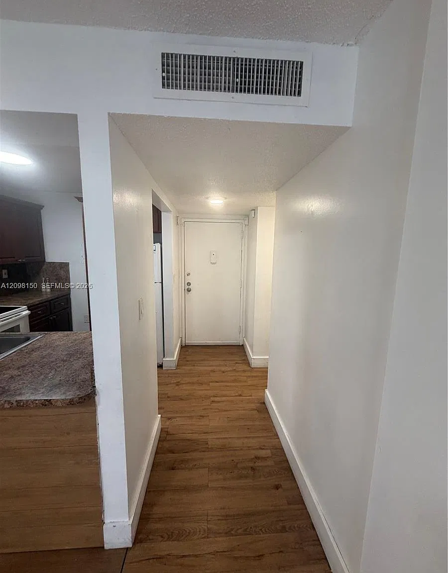 Tall Trees Condo — Photo 2