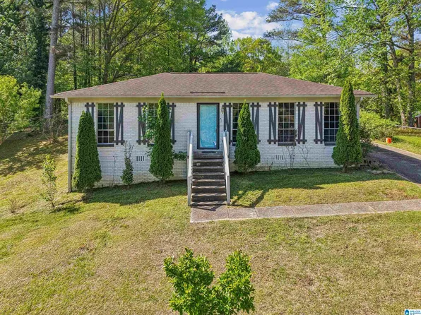 4982 Karen Ln, Adamsville, AL 35005