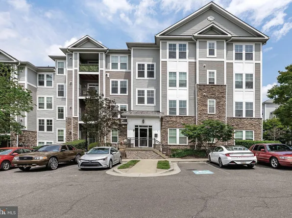 1311 Karen Blvd APT 208, Capitol Heights, MD 20743