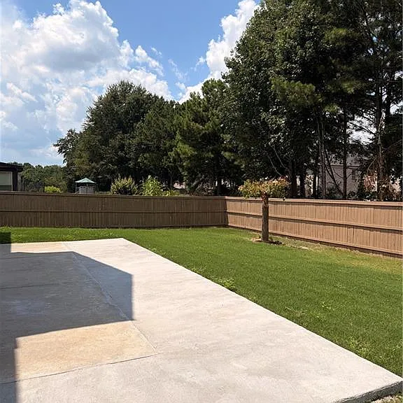 559 Madison Park Dr — Photo 23