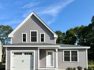 50 Copley Dr, Dover, NH 03820