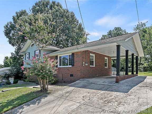 2nd image of 1440 Marlborough Rd