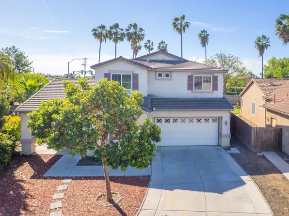 5586 E Atchison St, Fresno, CA 93727