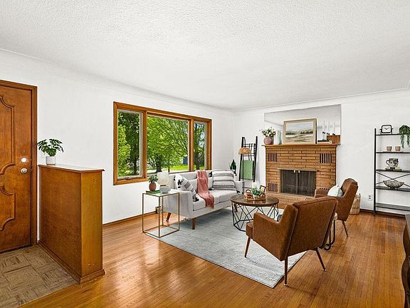3rd image of 2627 W 15th St