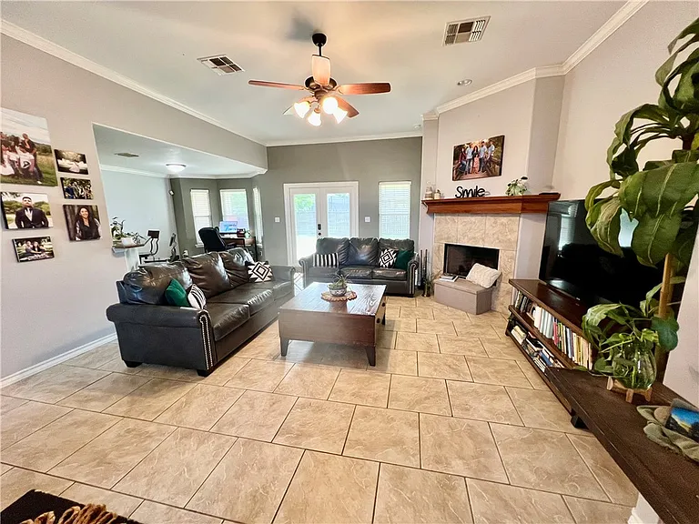 8305 Serenity Ct — Photo 3