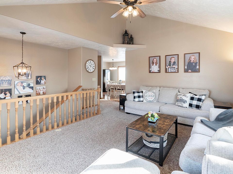 634 Lakeview Dr, Mccook Lake, SD 57049 Zillow