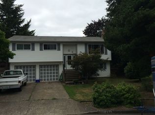 18937 Blue Ridge Dr, Oregon City, OR 97045